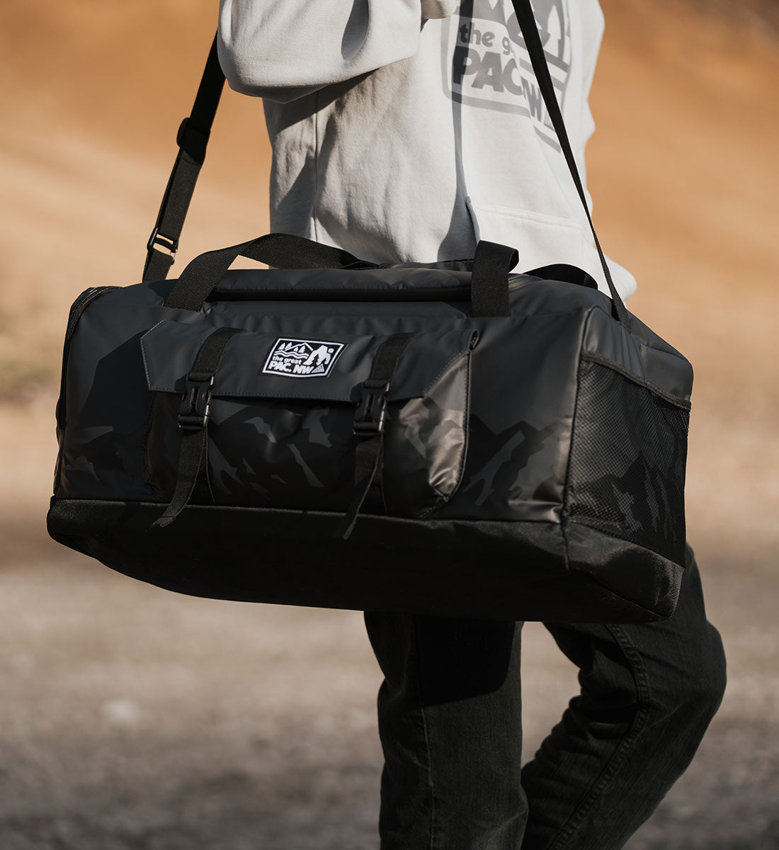 Olympus Duffle – The Great PNW