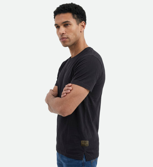 Apex Tee