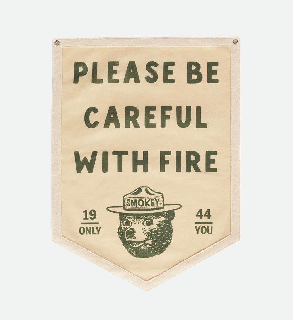 Smokey Camp Flag - The Great PNW