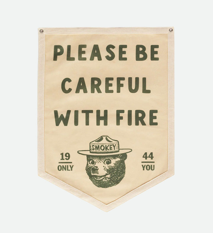 Smokey Camp Flag - The Great PNW
